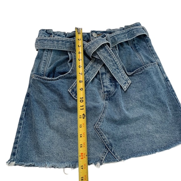 We The Free Belted Denim Skirt Size 27 - Picture 7 of 15